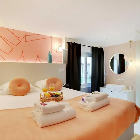 Modern Flat - 2br-6p - Marais Apartment