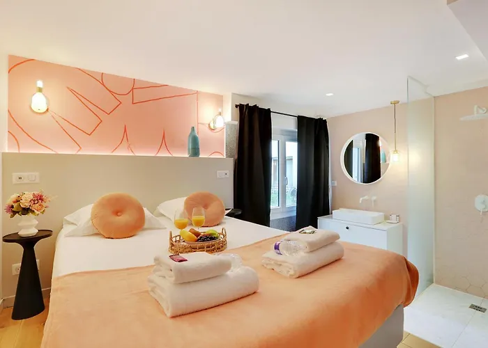 Modern Flat - 2br-6p - Marais Apartment