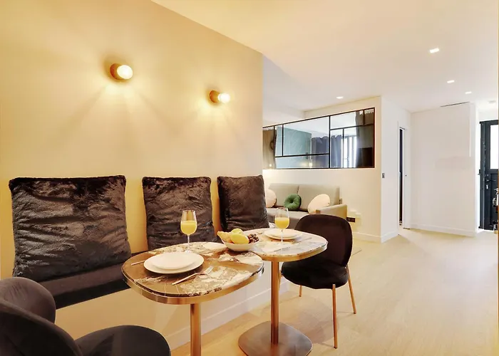 Modern Flat - 2br-6p - Marais Paris