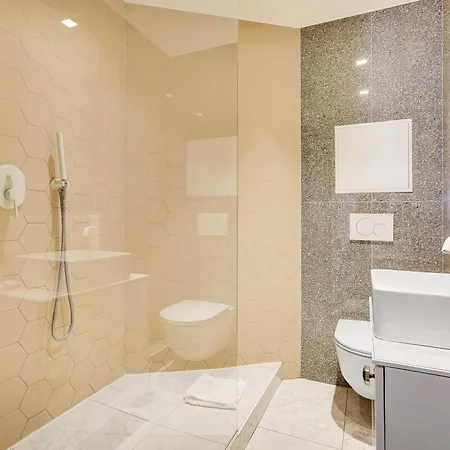 Modern Flat - 2br-6p - Marais *